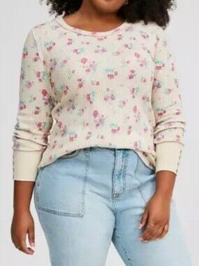 Torrid Waffle Knit Top Floral 100% Cotton Crewneck Medium